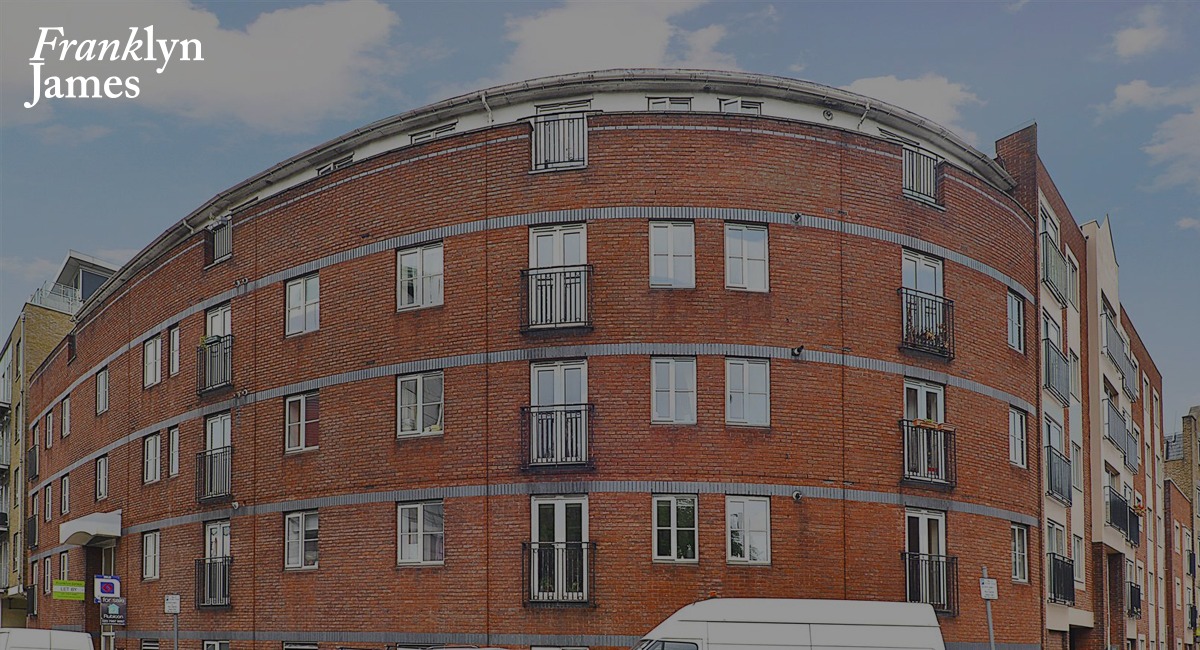 Property for sale in Limehouse